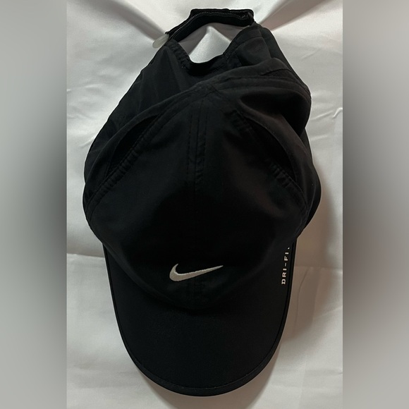 Nike Other - NIKE DRI-FIT “FEATHERLIGHT” Black with White Swoosh, Pull Strap Adult, Unisex.